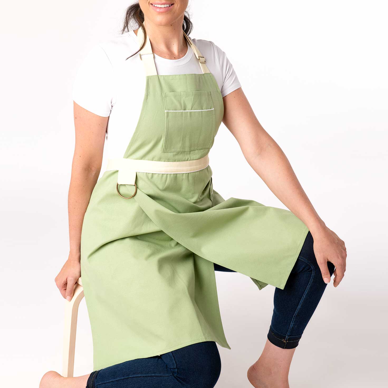 Sanbao Split Leg Pottery Apron - Mint Green